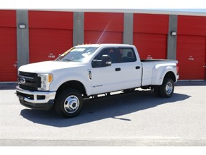 Picture of a 2017 Ford F-350 SD XLT Crew Cab Long Bed DRW 4WD