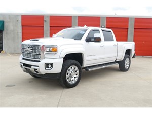 Picture of a 2019 GMC Sierra 2500HD Denali Crew Cab 4WD