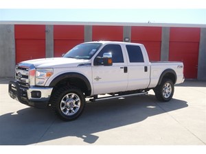 Picture of a 2015 Ford F-250 SD Lariat Crew Cab 4WD