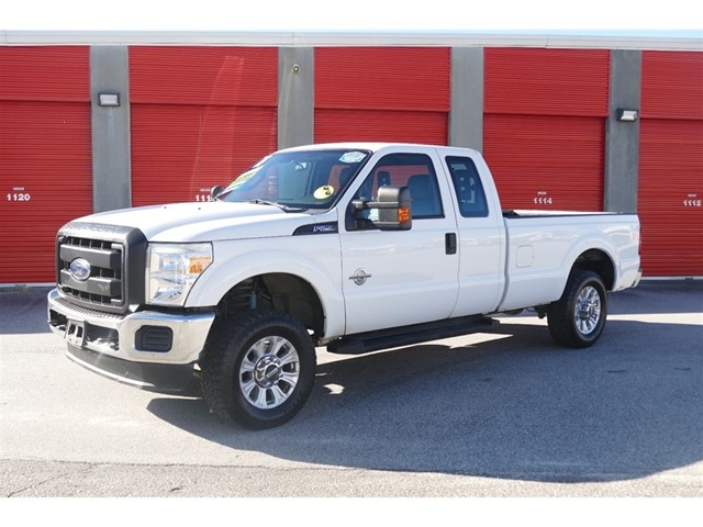 Ford F-250 SD XLT SuperCab Long Bed 4WD in Fayetteville