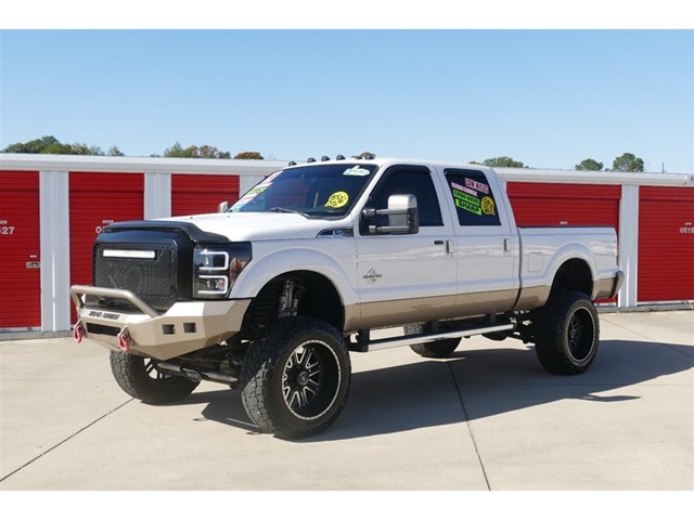 Ford F-250 SD King Ranch Crew Cab 4WD in Fayetteville
