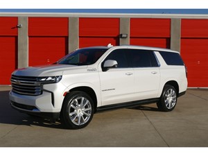 Picture of a 2021 Chevrolet Suburban High Country