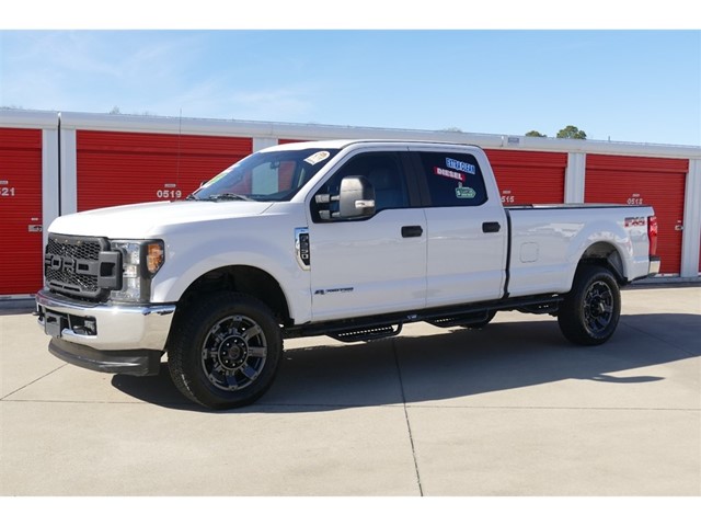 Ford F-250 SD XLT Crew Cab Long Bed 4WD in Fayetteville