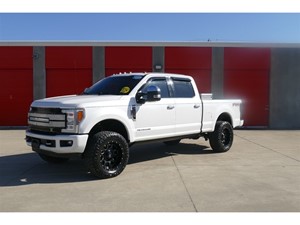 Picture of a 2017 Ford F-250 SD King Ranch Crew Cab 4WD