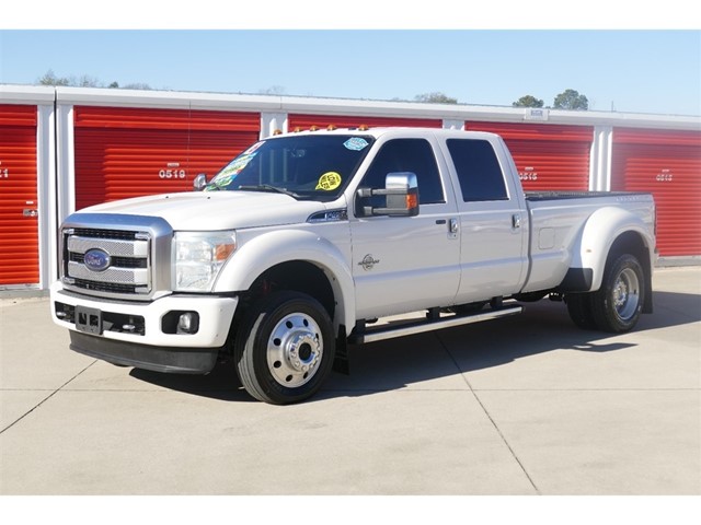Ford F-450 SD Platinum Crew Cab DRW 4WD in Fayetteville