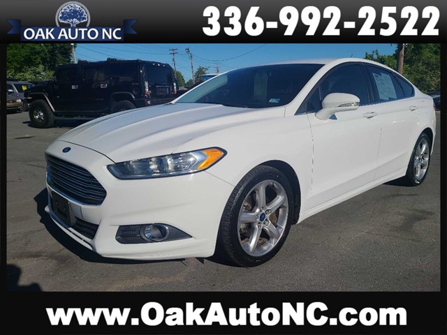 FORD FUSION SE NICE! CLEAN! in Kernersville