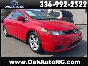 Picture of a 2008 HONDA CIVIC EX LOW MILES! CHEAP!