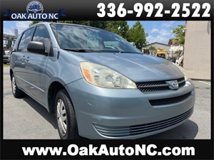 Picture of a 2004 TOYOTA SIENNA CE