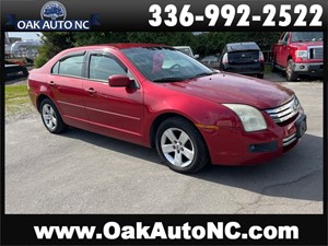 Picture of a 2006 FORD FUSION SE