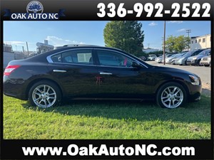 Picture of a 2010 NISSAN MAXIMA S