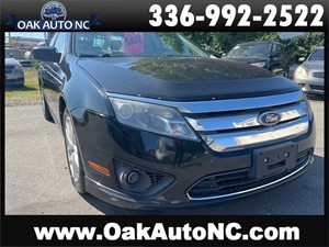 Picture of a 2011 FORD FUSION SE