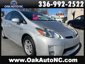 Picture of a 2010 TOYOTA PRIUS THREE