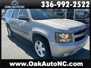Picture of a 2007 CHEVROLET SUBURBAN LT 4WD