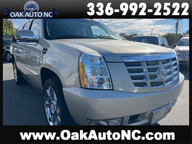 CADILLAC ESCALADE ESV LUXURY in Kernersville