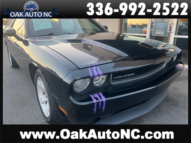 DODGE CHALLENGER SXT in Kernersville