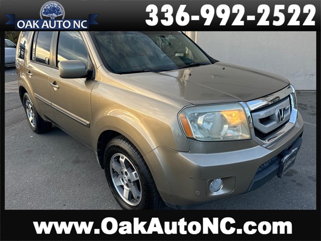 HONDA PILOT TOURING in Kernersville