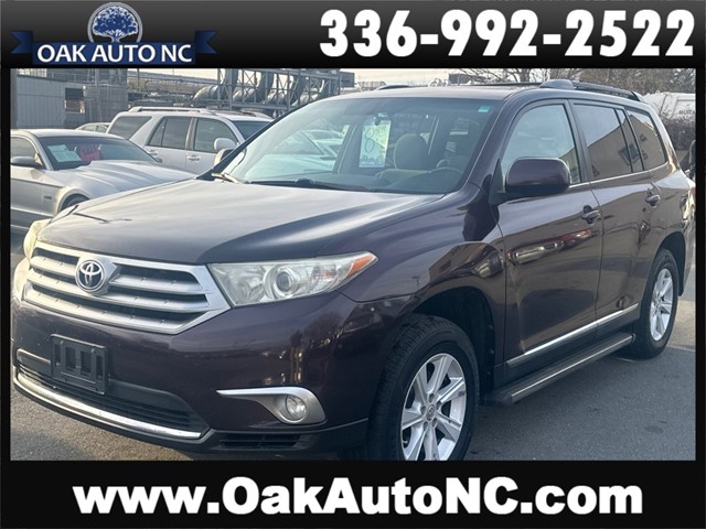 TOYOTA HIGHLANDER BASE in Kernersville