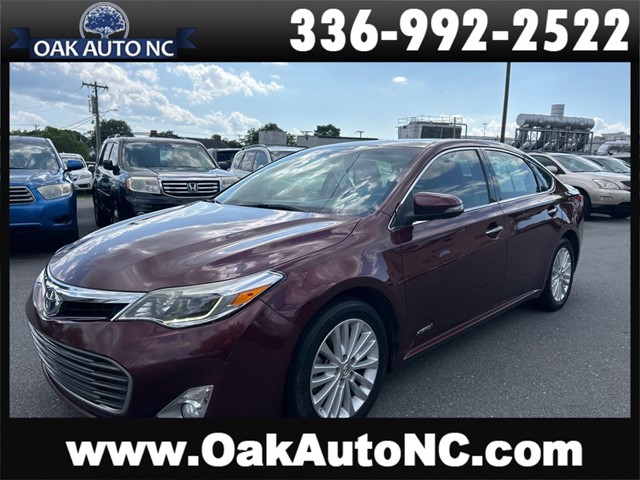 TOYOTA AVALON HYBRID XLE PREMIUM in Kernersville