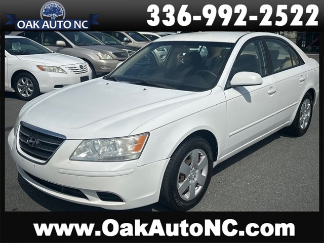 HYUNDAI SONATA GLS in Kernersville