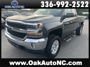 Picture of a 2017 CHEVROLET SILVERADO 1500 LT