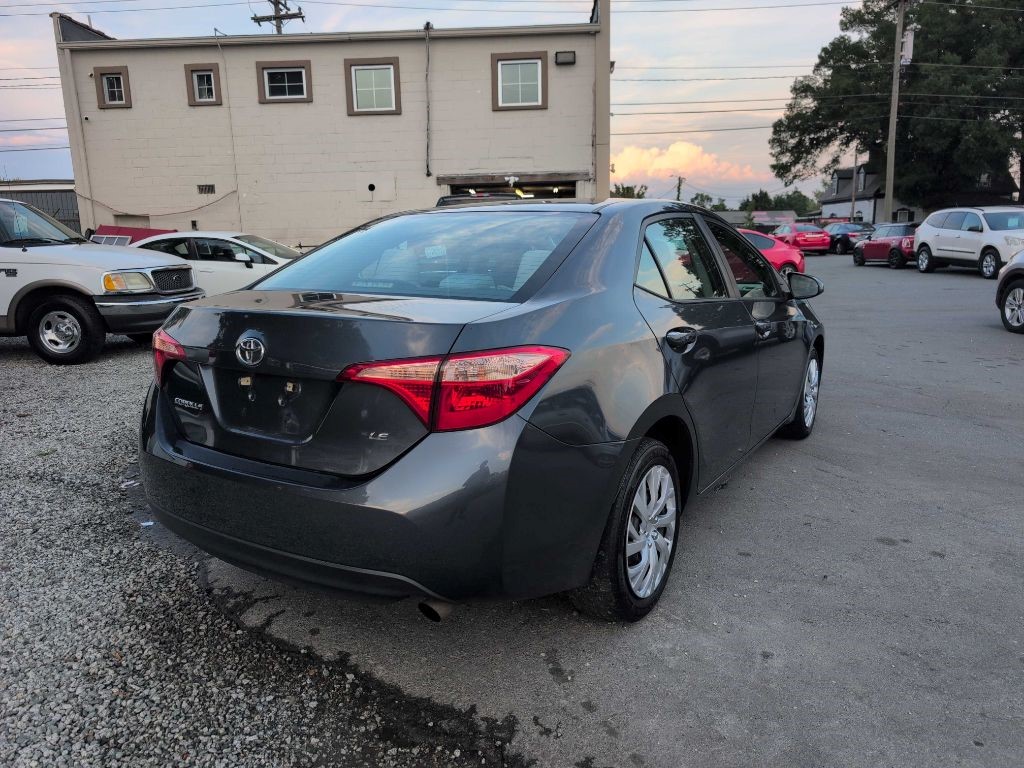 2019 Toyota Corolla LE photo 2