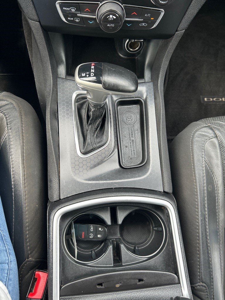 2015 Dodge Charger R/T photo 16