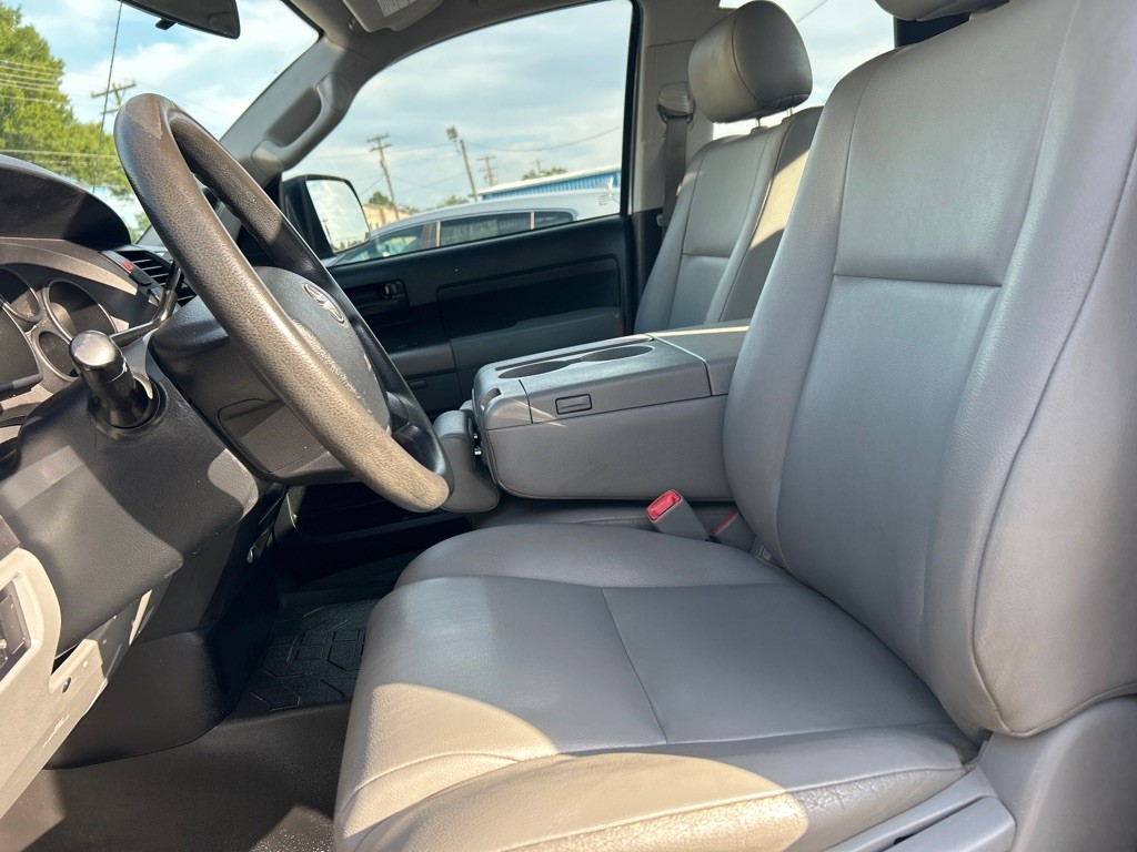2012 Toyota Tundra Double Cab SR5 photo 11