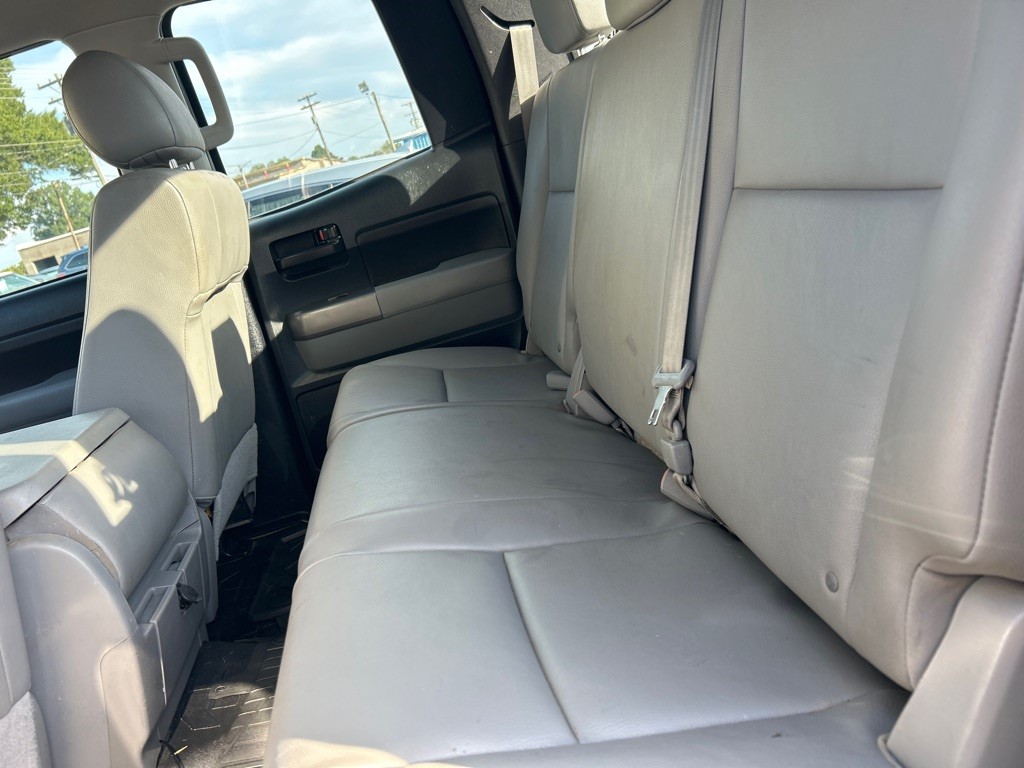 2012 Toyota Tundra Double Cab SR5 photo 12