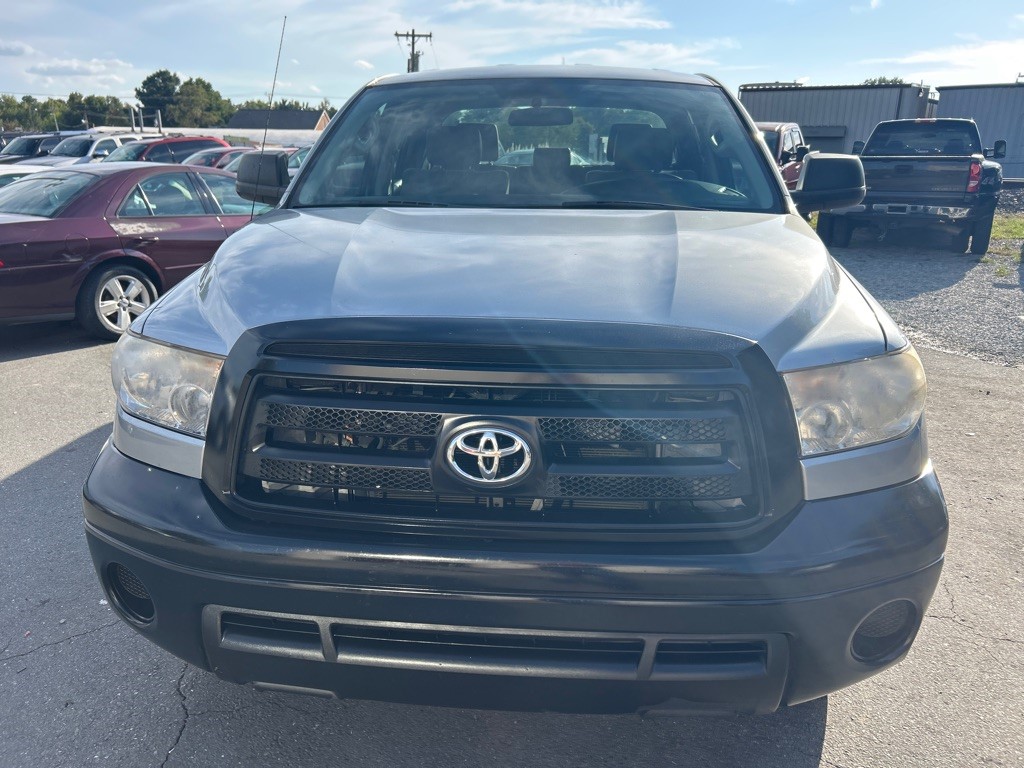 2012 Toyota Tundra Double Cab SR5 photo 2