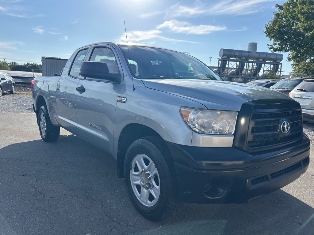 2012 Toyota Tundra Double Cab SR5 photo 3