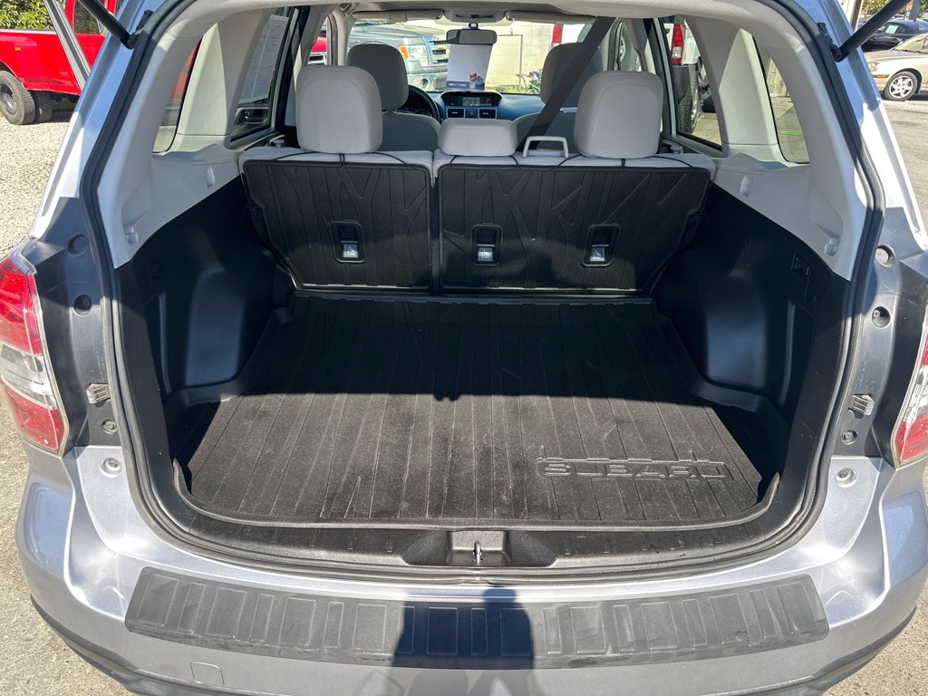 2016 Subaru Forester 2.5i Premium photo 12