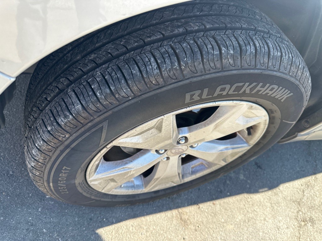 2016 Subaru Forester 2.5i Premium photo 8
