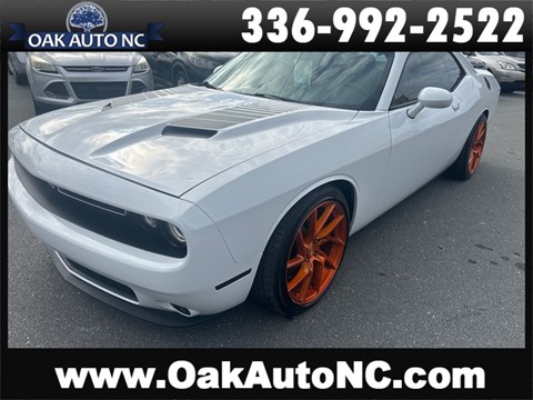 2018 DODGE CHALLENGER SXT