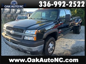 Picture of a 2004 CHEVROLET SILVERADO 3500 LT