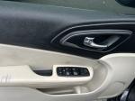 2016 Chrysler 200 Pic 2556_V20260110033144000410