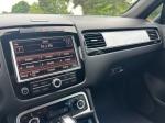 2014 Volkswagen Touareg-R Line Pic 2556_V20260523033152000015