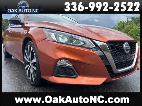 2019 NISSAN ALTIMA SR