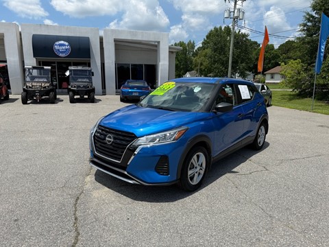 2022 NISSAN KICKS S