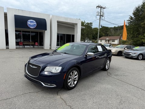 2017 CHRYSLER 300C AWD