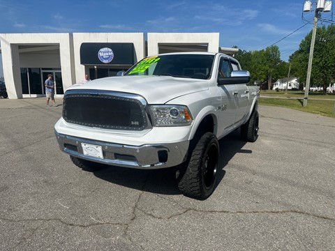2018 RAM 1500 LARAMIE