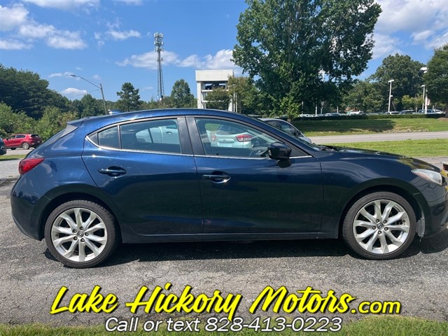 Mazda MAZDA3 S Touring AT 5-door in Hickory