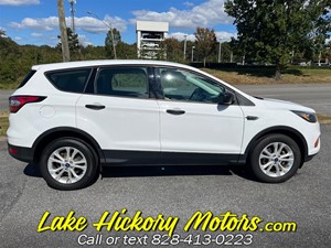 Picture of a 2018 Ford Escape S FWD