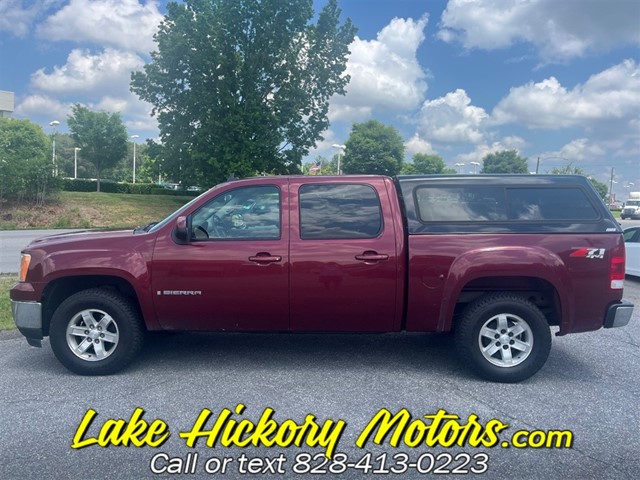 GMC Sierra 1500 SLT Crew Cab 4WD in Hickory