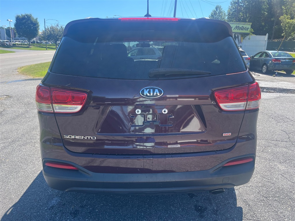 2017 Kia Sorento LX