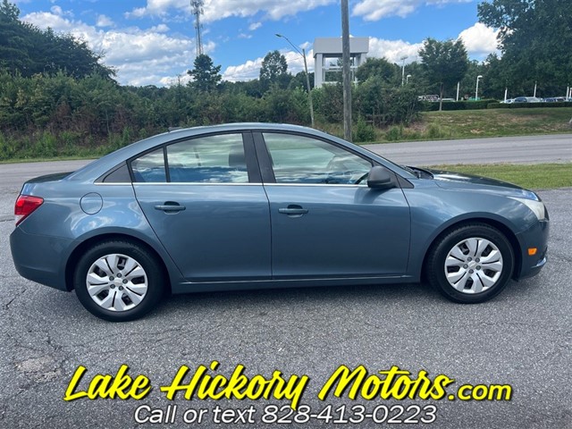 Chevrolet Cruze 2LS in Hickory