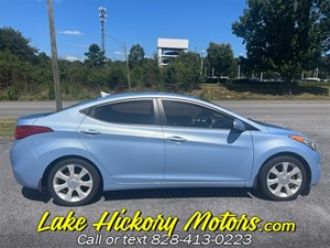 Picture of a 2013 Hyundai Elantra Limited
