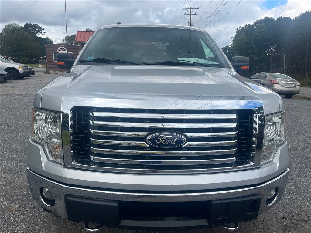 2012 Ford F-150 XLT photo 2