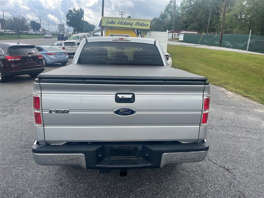 2012 Ford F-150 XLT photo 4