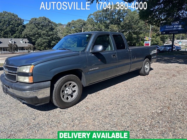 CHEVROLET SILVERADO CLASSIC 1500 LS Ext. Cab Long Box 2WD in Mooresville