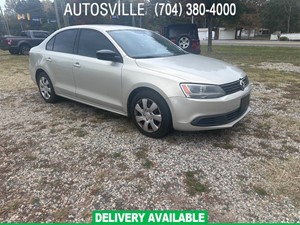 Picture of a 2011 VOLKSWAGEN JETTA S